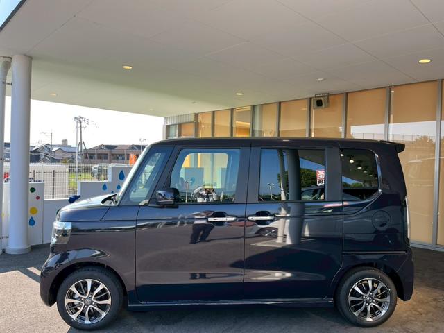 Ｎ－ＢＯＸカスタム ベースグレード　届出済未使用車　両側電動スライドドア　純正アルミホイール　電子パーキング　オートブレーキホールド　アダプティブクルーズコントロール　電動格納ミラー　オートエアコン　スマートキー　前席シートヒーター（10枚目）
