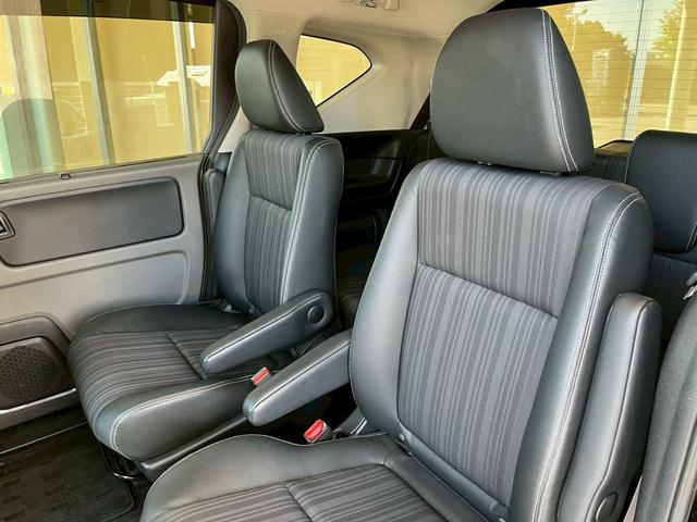 フリード G・ホンダセンシング ナビ バックカメラ 後席モニター ETC 両側電動スライドドア 純正アルミホイール クルーズコントロール 衝突被害軽減ブレーキ レーンキープアシスト スマートキー アイドリングストップ USB充電(26枚目)