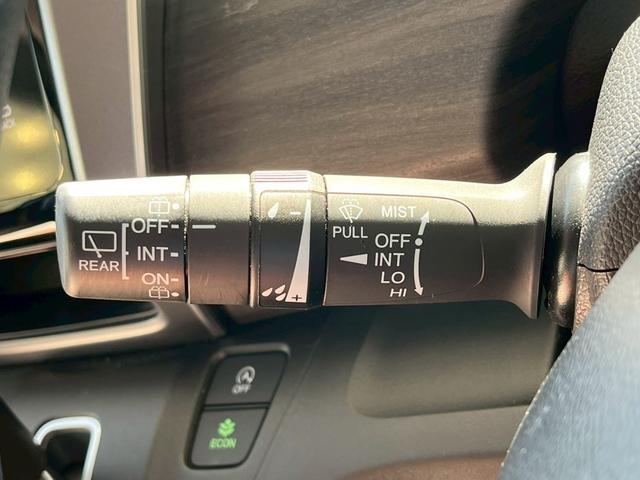 フリード G・ホンダセンシング ナビ バックカメラ 後席モニター ETC 両側電動スライドドア 純正アルミホイール クルーズコントロール 衝突被害軽減ブレーキ レーンキープアシスト スマートキー アイドリングストップ USB充電(35枚目)