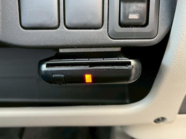 ｅＫワゴン Ｅ　ナビ　ＥＴＣ　運転席側シートヒーター　電動格納式ミラー　安全ボディ　キーレス　マニュアルエアコン　アクセサリーソケット　パワーウィンドウ（6枚目）