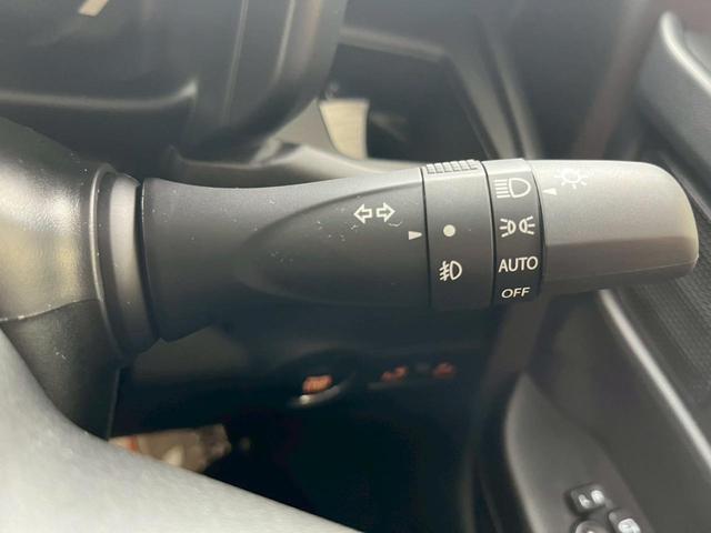 スペーシアギア ハイブリッドＸＺ　届出済未使用車　禁煙車　両側電動スライドドア　衝突被害軽減ブレーキ　クルーズコントロール　純正アルミホイール　ルーフレール　ＬＥＤヘッドライト　フォグライト　ハンドルヒーター　ロールサンシェード（29枚目）
