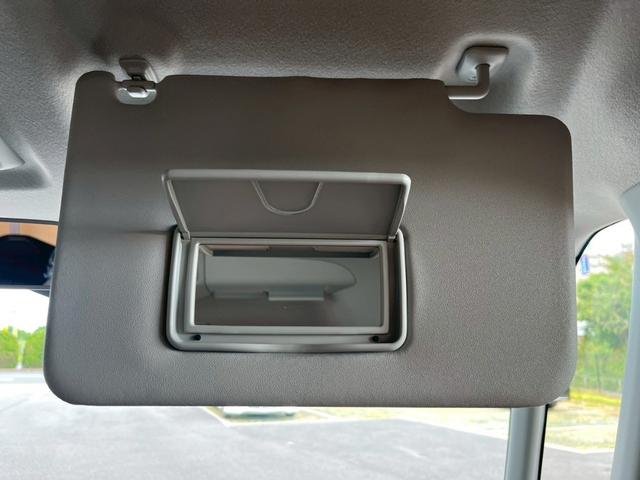 スペーシアギア ハイブリッドＸＺ　届出済未使用車　禁煙車　両側電動スライドドア　衝突被害軽減ブレーキ　クルーズコントロール　純正アルミホイール　ルーフレール　ＬＥＤヘッドライト　フォグライト　ハンドルヒーター　ロールサンシェード（42枚目）