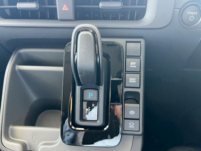 シエンタ ハイブリッドＺ　登録済未使用車　純正ディスプレイオーディオ　全方位カメラ　ＥＴＣ　両側電動スライドドア　衝突被害軽減ブレーキ　電子パーキング　オートブレーキホールド　クルーズコントロール　ＬＥＤヘッドライト　禁煙車（39枚目）