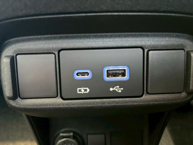 シエンタ ハイブリッドＺ　登録済未使用車　純正ディスプレイオーディオ　全方位カメラ　ＥＴＣ　両側電動スライドドア　衝突被害軽減ブレーキ　電子パーキング　オートブレーキホールド　クルーズコントロール　ＬＥＤヘッドライト　禁煙車（46枚目）