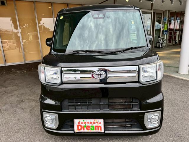 TOYOTA PIXIS MEGA L SA III