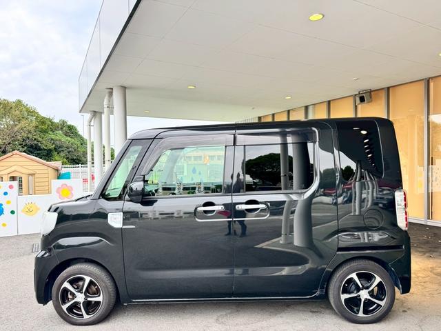 TOYOTA PIXIS MEGA L SA III