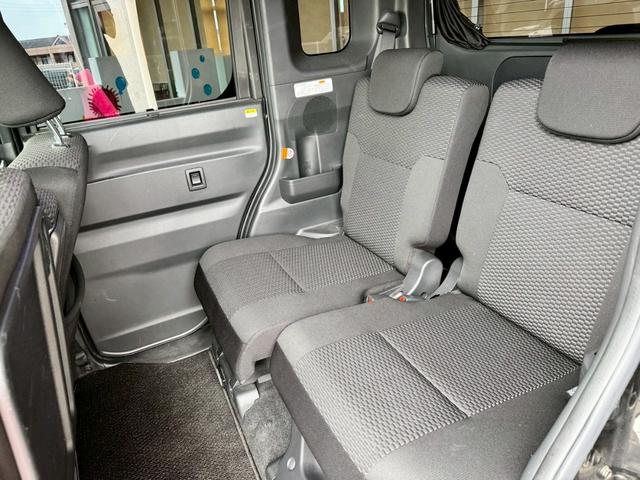 TOYOTA PIXIS MEGA L SA III