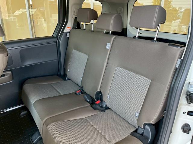 シエンタ G ディスプレイオーディオ バックカメラ ETC 両側電動スライドドア クルーズコントロール 衝突被害軽減ブレーキ スマートキー ステアリングスイッチ オートライト オートハイビーム マニュアルレベリング(28枚目)