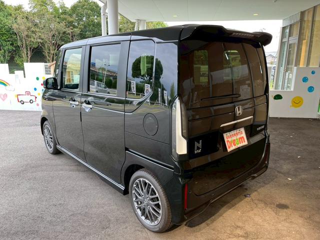 N-BOXカスタム ターボ HondaSENSING 両側電動スライドドア アダプティブクルーズコントロール 純正アルミホイール 電子パーキング オートブレーキホールド シートヒーター シートバックテーブル LEDヘッドライト(11枚目)