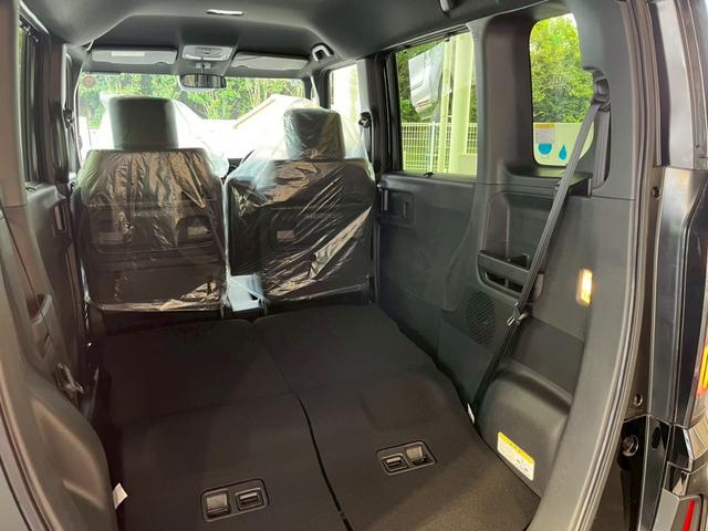 N-BOXカスタム ターボ HondaSENSING 両側電動スライドドア アダプティブクルーズコントロール 純正アルミホイール 電子パーキング オートブレーキホールド シートヒーター シートバックテーブル LEDヘッドライト(16枚目)