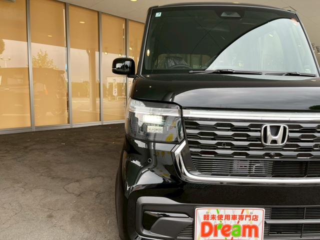 N-BOXカスタム ターボ HondaSENSING 両側電動スライドドア アダプティブクルーズコントロール 純正アルミホイール 電子パーキング オートブレーキホールド シートヒーター シートバックテーブル LEDヘッドライト(18枚目)