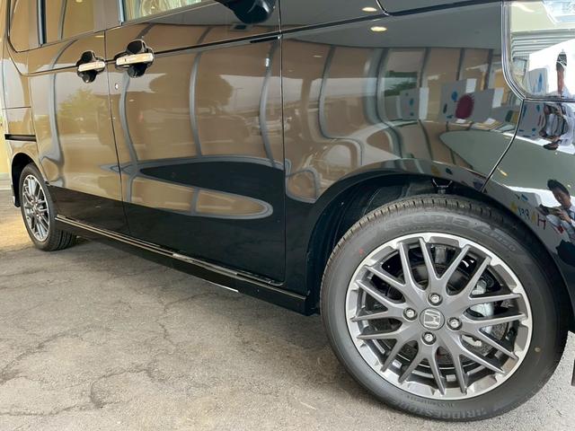 N-BOXカスタム ターボ HondaSENSING 両側電動スライドドア アダプティブクルーズコントロール 純正アルミホイール 電子パーキング オートブレーキホールド シートヒーター シートバックテーブル LEDヘッドライト(20枚目)