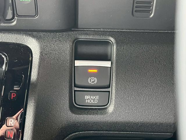 N-BOXカスタム ターボ HondaSENSING 両側電動スライドドア アダプティブクルーズコントロール 純正アルミホイール 電子パーキング オートブレーキホールド シートヒーター シートバックテーブル LEDヘッドライト(35枚目)