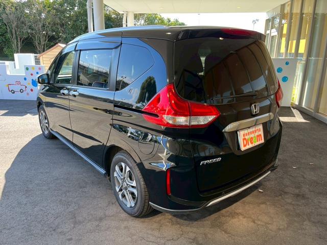 フリード クロスター・ホンダセンシング ナビ バックカメラ ETC 両側電動スライドドア 純正アルミホイール ルーフレール 衝突被害軽減ブレーキ クルーズコントロール レーンキープアシスト アイドリングストップ アクセサリーソケット(14枚目)