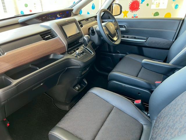 フリード クロスター・ホンダセンシング ナビ バックカメラ ETC 両側電動スライドドア 純正アルミホイール ルーフレール 衝突被害軽減ブレーキ クルーズコントロール レーンキープアシスト アイドリングストップ アクセサリーソケット(23枚目)