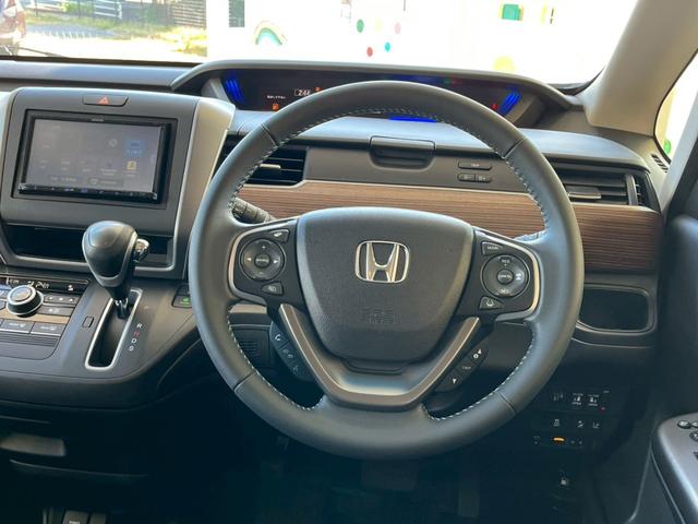 フリード クロスター・ホンダセンシング ナビ バックカメラ ETC 両側電動スライドドア 純正アルミホイール ルーフレール 衝突被害軽減ブレーキ クルーズコントロール レーンキープアシスト アイドリングストップ アクセサリーソケット(31枚目)