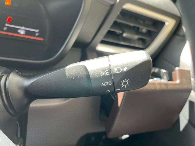 ルーミー G S ナビ 両側電動スライドドア 衝突被害軽減ブレーキ スマートキー 電動格納式ミラー アイドリングストップ 横滑り防止機能 オートエアコン オートライト ステアリングスイッチ(35枚目)