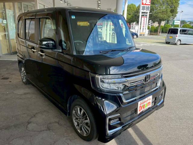 Ｎ－ＢＯＸカスタム Ｌ　ディスプレイオーディオ　ＨｏｎｄａＳＥＮＳＩＮＧ　片側電動スライドドア　純正アルミホイール　アダプティブクルーズコントロール　スマートキー　シートヒーター　ステアリングスイッチ　シートバックテーブル（10枚目）