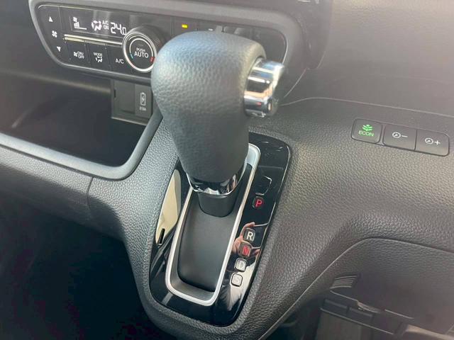 Ｎ－ＢＯＸカスタム Ｌ　ディスプレイオーディオ　ＨｏｎｄａＳＥＮＳＩＮＧ　片側電動スライドドア　純正アルミホイール　アダプティブクルーズコントロール　スマートキー　シートヒーター　ステアリングスイッチ　シートバックテーブル（39枚目）