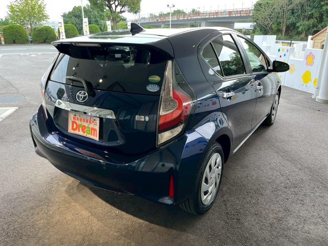 アクア Sスタイルブラック ナビ ETC 衝突被害軽減ブレーキ レーンキープアシスト オートハイビーム スマートキー オートライト 電動格納式ミラー 横滑り防止機能 オートエアコン(12枚目)