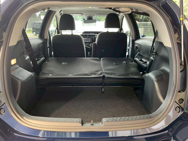 アクア Sスタイルブラック ナビ ETC 衝突被害軽減ブレーキ レーンキープアシスト オートハイビーム スマートキー オートライト 電動格納式ミラー 横滑り防止機能 オートエアコン(16枚目)