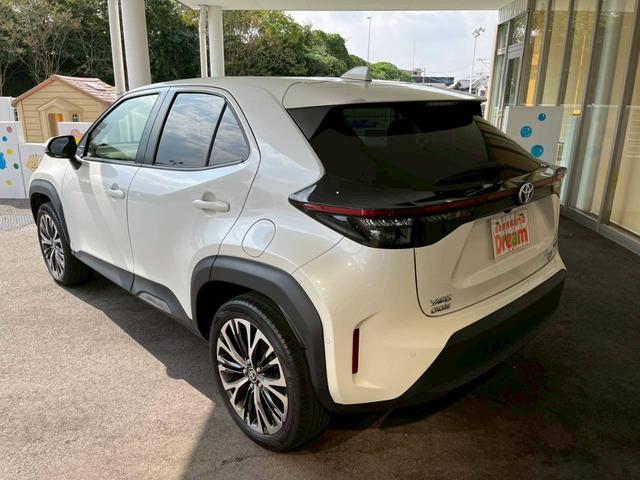 ヤリスクロス ハイブリッドZ 純正ディスプレイオーディオ コネクテッドナビ対応 全方位カメラ ETC AppleCarPlay 純正アルミホイール 衝突被害軽減ブレーキ 追従型クルーズコントロール シートヒーター 電子パーキング(13枚目)