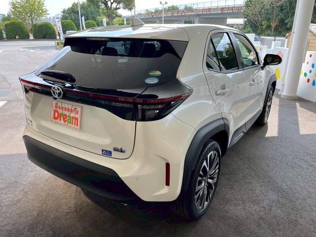 ヤリスクロス ハイブリッドZ 純正ディスプレイオーディオ コネクテッドナビ対応 全方位カメラ ETC AppleCarPlay 純正アルミホイール 衝突被害軽減ブレーキ 追従型クルーズコントロール シートヒーター 電子パーキング(15枚目)