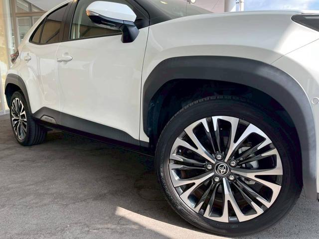 ヤリスクロス ハイブリッドZ 純正ディスプレイオーディオ コネクテッドナビ対応 全方位カメラ ETC AppleCarPlay 純正アルミホイール 衝突被害軽減ブレーキ 追従型クルーズコントロール シートヒーター 電子パーキング(23枚目)