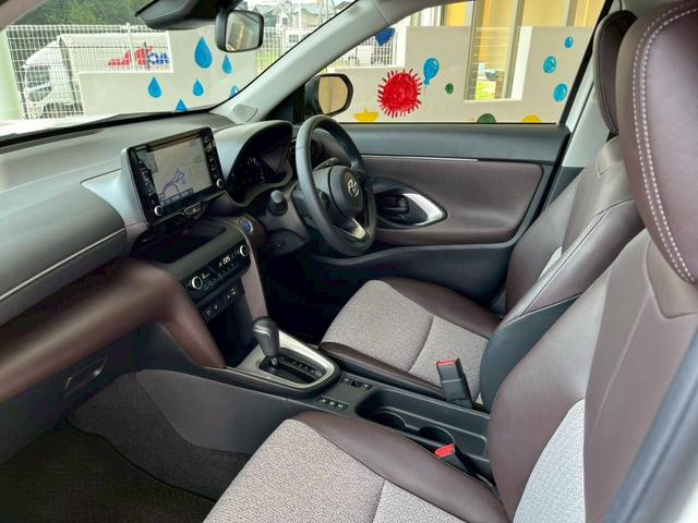 ヤリスクロス ハイブリッドZ 純正ディスプレイオーディオ コネクテッドナビ対応 全方位カメラ ETC AppleCarPlay 純正アルミホイール 衝突被害軽減ブレーキ 追従型クルーズコントロール シートヒーター 電子パーキング(27枚目)
