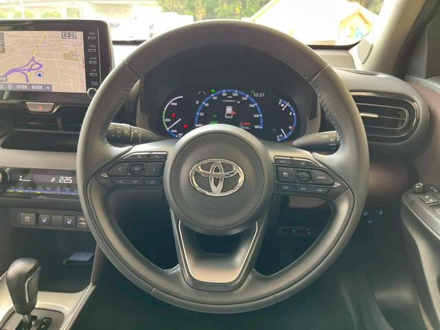 ヤリスクロス ハイブリッドZ 純正ディスプレイオーディオ コネクテッドナビ対応 全方位カメラ ETC AppleCarPlay 純正アルミホイール 衝突被害軽減ブレーキ 追従型クルーズコントロール シートヒーター 電子パーキング(33枚目)