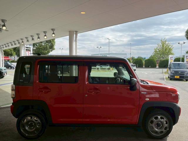 ハスラー ハイブリッドG 衝突被害軽減ブレーキ オーディオ レーンキープアシスト パーキングセンサー 前席シートヒーター スマートキー オートエアコン 横滑り防止機能 マニュアルレベリング機能 アイドリングストップ(8枚目)