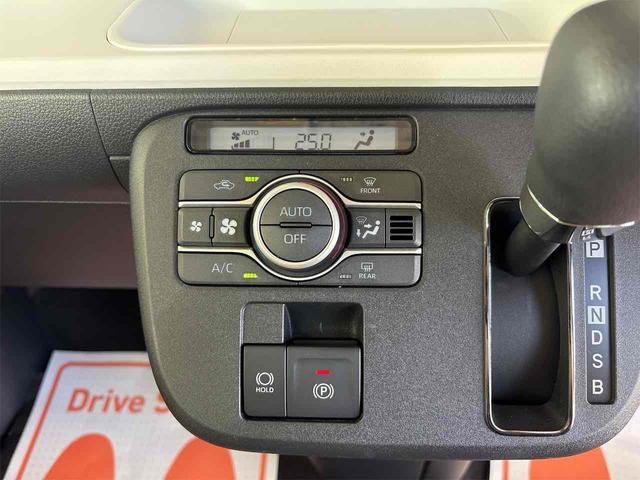 ムーヴキャンバス ストライプスＧ　両側電動スライドドア　衝突被害軽減ブレーキ　電子パーキング　オートブレーキホールド　パーキングセンサー　前席シートヒーター　電動格納式ミラー　ホットカップホルダー　ＬＥＤヘッドライト（10枚目）