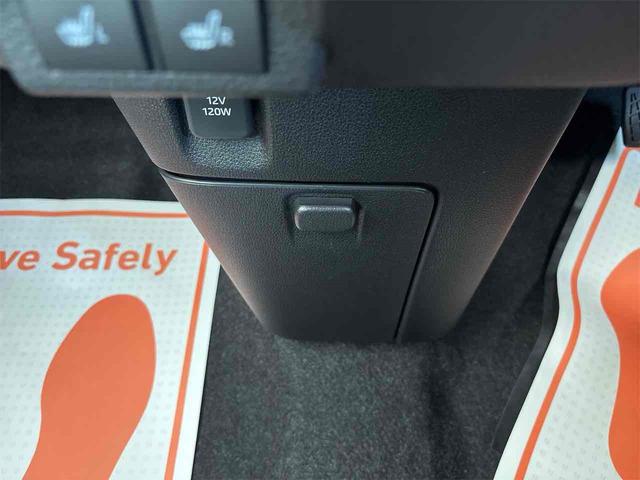 ムーヴキャンバス ストライプスＧ　両側電動スライドドア　衝突被害軽減ブレーキ　電子パーキング　オートブレーキホールド　パーキングセンサー　前席シートヒーター　電動格納式ミラー　ホットカップホルダー　ＬＥＤヘッドライト（36枚目）