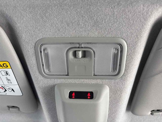 ムーヴキャンバス ストライプスＧ　両側電動スライドドア　衝突被害軽減ブレーキ　電子パーキング　オートブレーキホールド　パーキングセンサー　前席シートヒーター　電動格納式ミラー　ホットカップホルダー　ＬＥＤヘッドライト（41枚目）