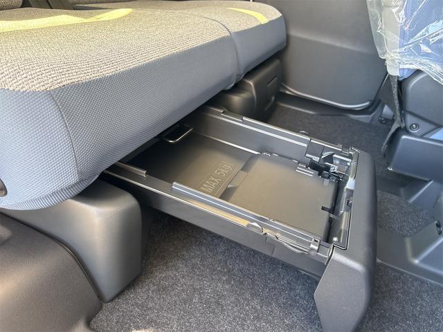 ムーヴキャンバス ストライプスＧ　両側電動スライドドア　衝突被害軽減ブレーキ　電子パーキング　オートブレーキホールド　パーキングセンサー　前席シートヒーター　電動格納式ミラー　ホットカップホルダー　ＬＥＤヘッドライト（56枚目）