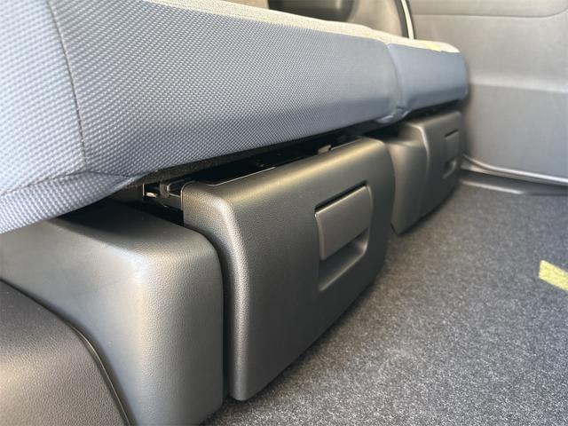 ムーヴキャンバス ストライプスＧ　両側電動スライドドア　衝突被害軽減ブレーキ　電子パーキング　オートブレーキホールド　パーキングセンサー　前席シートヒーター　電動格納式ミラー　ホットカップホルダー　ＬＥＤヘッドライト（57枚目）