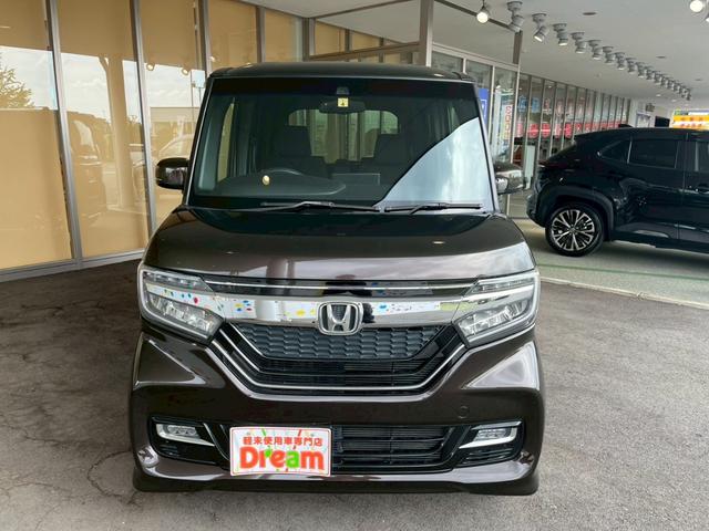 Ｎ－ＢＯＸカスタム Ｇ　Ｌ　ＨｏｎｄａＳＥＮＳＩＮＧ　Ｇ　Ｌ　ＨｏｎｄａＳＥＮＳＩＮＧ純正ナビ　バックカメラ　片側電動スライド　衝突被害軽減ブレーキ　アダプティブクルーズコントロール　純正アルミホイール　ＬＥＤヘッドライト　フォグライト　スマートキー（10枚目）