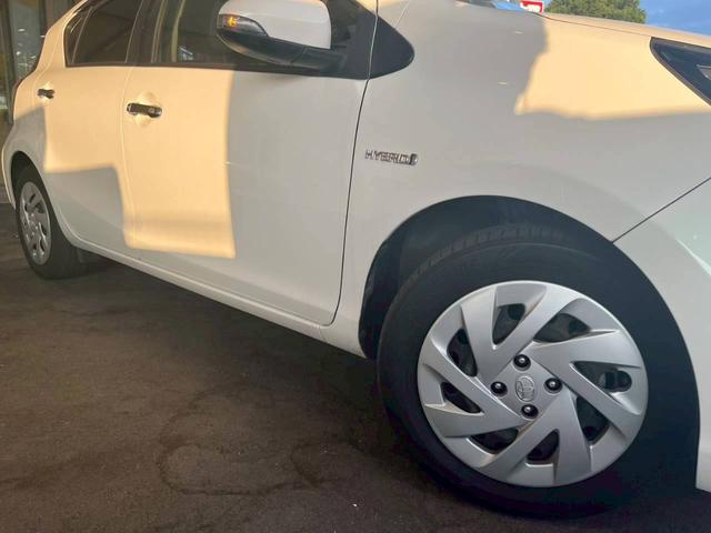 アクア Sスタイルブラック 純正ナビ バックカメラ 衝突被害軽減ブレーキ レーンキープアシスト スマートキー 電動格納式ミラー オートハイビーム 横滑り防止機能 マニュアルレベリング機能(22枚目)