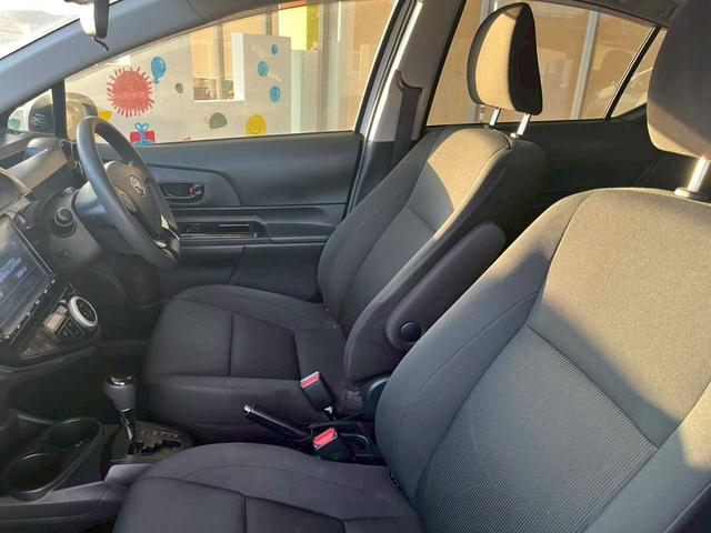 アクア Sスタイルブラック 純正ナビ バックカメラ 衝突被害軽減ブレーキ レーンキープアシスト スマートキー 電動格納式ミラー オートハイビーム 横滑り防止機能 マニュアルレベリング機能(26枚目)