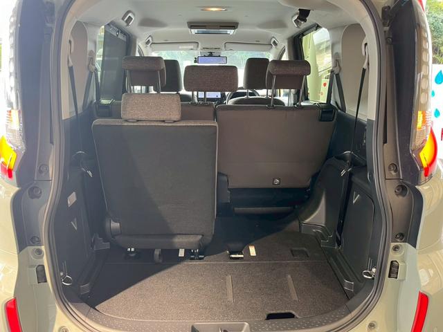 シエンタ ハイブリッドＺ　純正ディスプレイオーディオ　全周囲カメラ　後席モニター　ＥＴＣ　両側電動スライドドア　衝突被害軽減ブレーキ　アダプティブクルーズコントロール　シートヒーター　ハンドルヒーター　ＵＳＢ充電タイプＣ対応（19枚目）