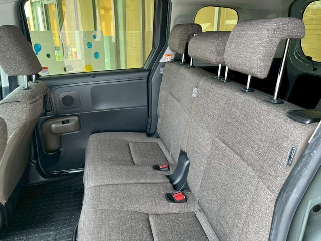 シエンタ ハイブリッドＺ　純正ディスプレイオーディオ　全周囲カメラ　後席モニター　ＥＴＣ　両側電動スライドドア　衝突被害軽減ブレーキ　アダプティブクルーズコントロール　シートヒーター　ハンドルヒーター　ＵＳＢ充電タイプＣ対応（32枚目）