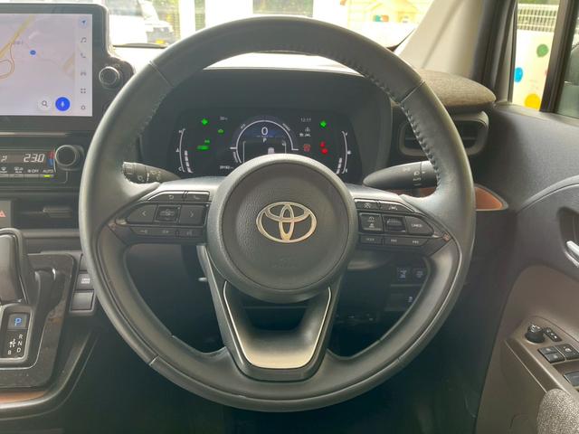 シエンタ ハイブリッドＺ　純正ディスプレイオーディオ　全周囲カメラ　後席モニター　ＥＴＣ　両側電動スライドドア　衝突被害軽減ブレーキ　アダプティブクルーズコントロール　シートヒーター　ハンドルヒーター　ＵＳＢ充電タイプＣ対応（35枚目）