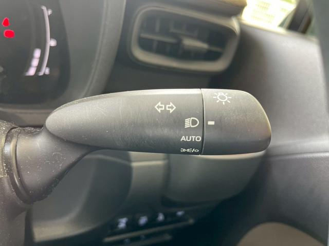 シエンタ ハイブリッドＺ　純正ディスプレイオーディオ　全周囲カメラ　後席モニター　ＥＴＣ　両側電動スライドドア　衝突被害軽減ブレーキ　アダプティブクルーズコントロール　シートヒーター　ハンドルヒーター　ＵＳＢ充電タイプＣ対応（39枚目）