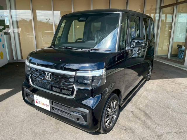 Ｎ－ＢＯＸカスタム ベースグレード　ＨｏｎｄａＳＥＮＳＩＮＧ　片側電動スライドドア　アダプティブクルーズコントロール　電子パーキング　オートブレーキホールド　純正アルミホイール　ＬＥＤヘッドライト　シートヒーター　シートバックテーブル（6枚目）