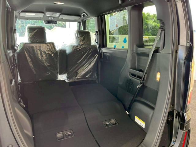 Ｎ－ＢＯＸカスタム ベースグレード　ＨｏｎｄａＳＥＮＳＩＮＧ　片側電動スライドドア　アダプティブクルーズコントロール　電子パーキング　オートブレーキホールド　純正アルミホイール　ＬＥＤヘッドライト　シートヒーター　シートバックテーブル（16枚目）