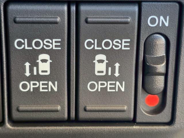 フリード エアー EX 登録済未使用車 両側電動スライドドア HondaSENSING アダプティブクルーズコントロール 純正アルミホイール 前席シートヒーター 電子パーキング オートブレーキホールド ロールサンシェード(5枚目)