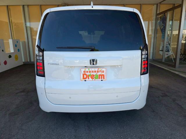 フリード エアー EX 登録済未使用車 両側電動スライドドア HondaSENSING アダプティブクルーズコントロール 純正アルミホイール 前席シートヒーター 電子パーキング オートブレーキホールド ロールサンシェード(12枚目)