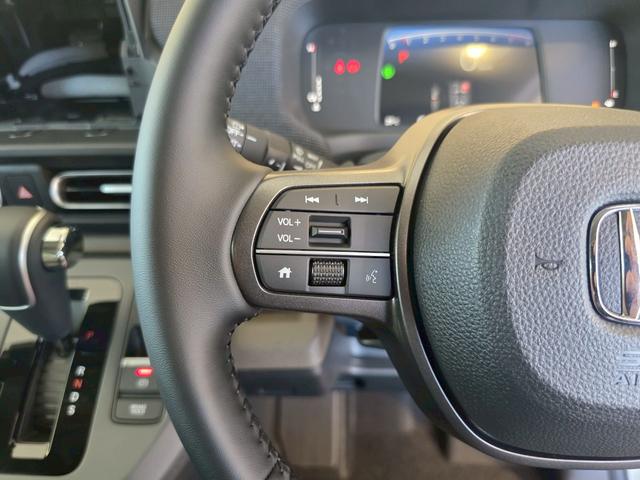 フリード エアー EX 登録済未使用車 両側電動スライドドア HondaSENSING アダプティブクルーズコントロール 純正アルミホイール 前席シートヒーター 電子パーキング オートブレーキホールド ロールサンシェード(32枚目)