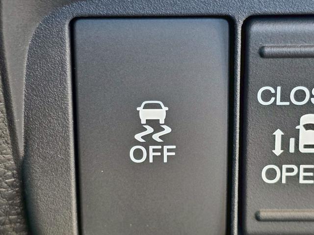 フリード エアー EX 登録済未使用車 両側電動スライドドア HondaSENSING アダプティブクルーズコントロール 純正アルミホイール 前席シートヒーター 電子パーキング オートブレーキホールド ロールサンシェード(40枚目)