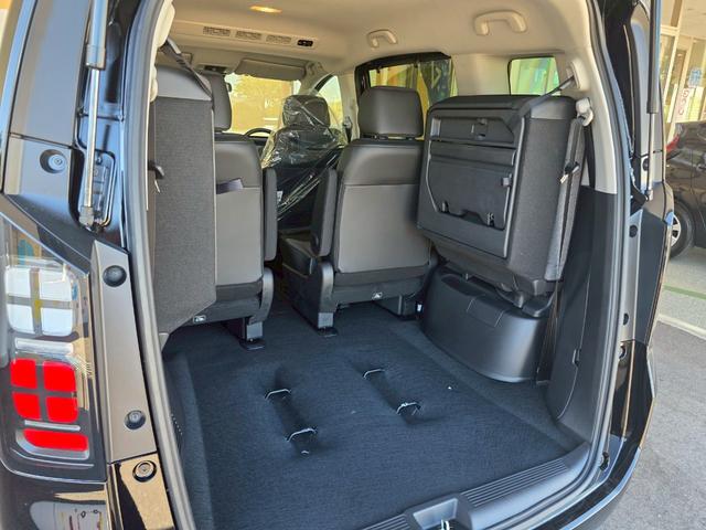 フリード エアー　ＥＸ　登録済未使用車　両側電動スライドドア　ＨｏｎｄａＳＥＮＳＩＮＧ　アダプティブクルーズコントロール　純正アルミホイール　前席シートヒーター　電子パーキング　オートブレーキホールド　ロールサンシェード（31枚目）